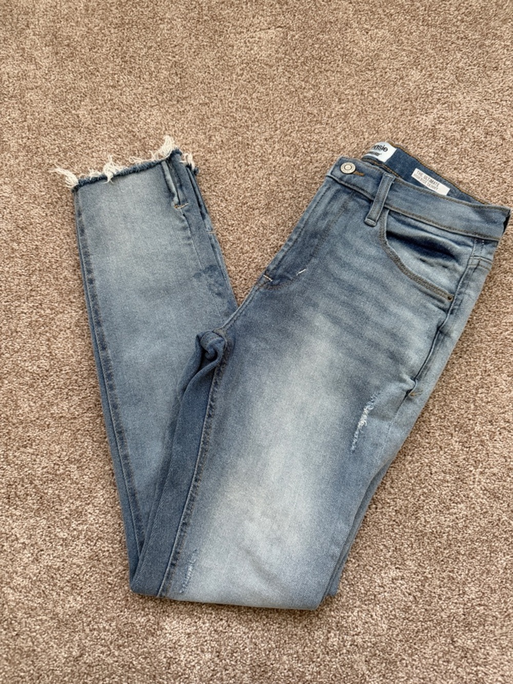 Kensie Women’s Lighter Blue- Ultimate High Rise Skinny Size 4/27